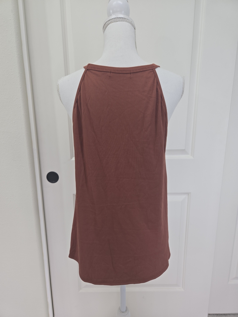 Tabacco Colored Tri Rocker Tank-Top - Picture 2 of 9